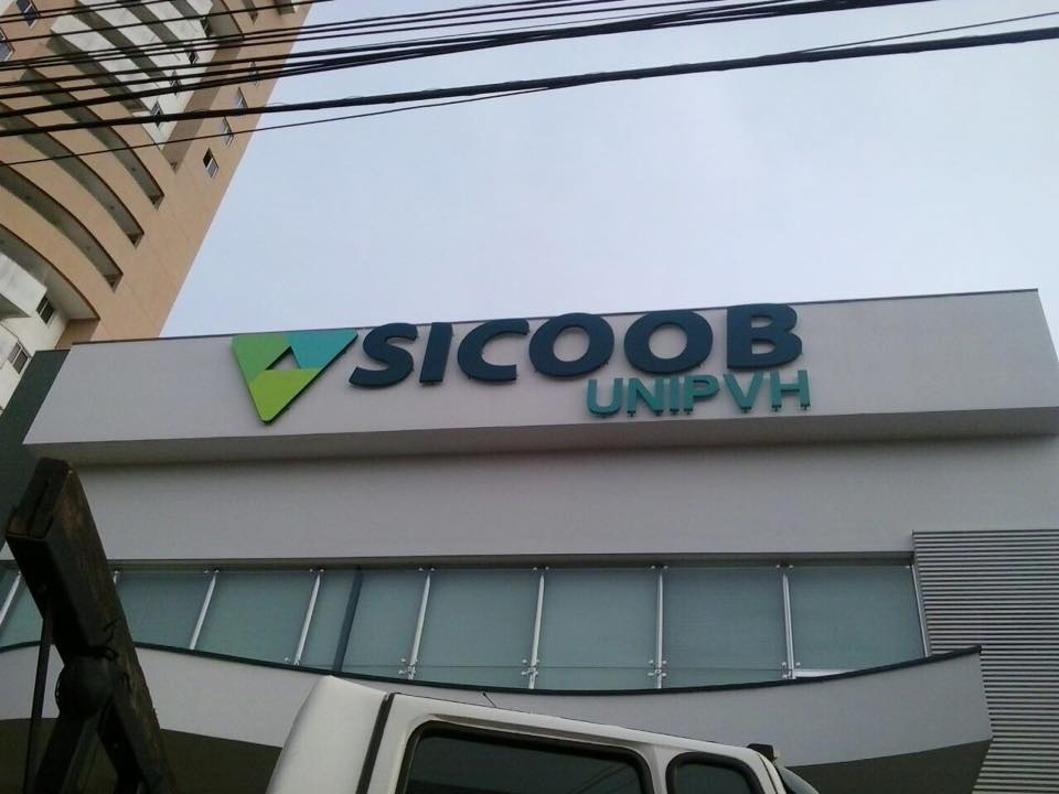 Fachadas - Veloz Comunicação Visual